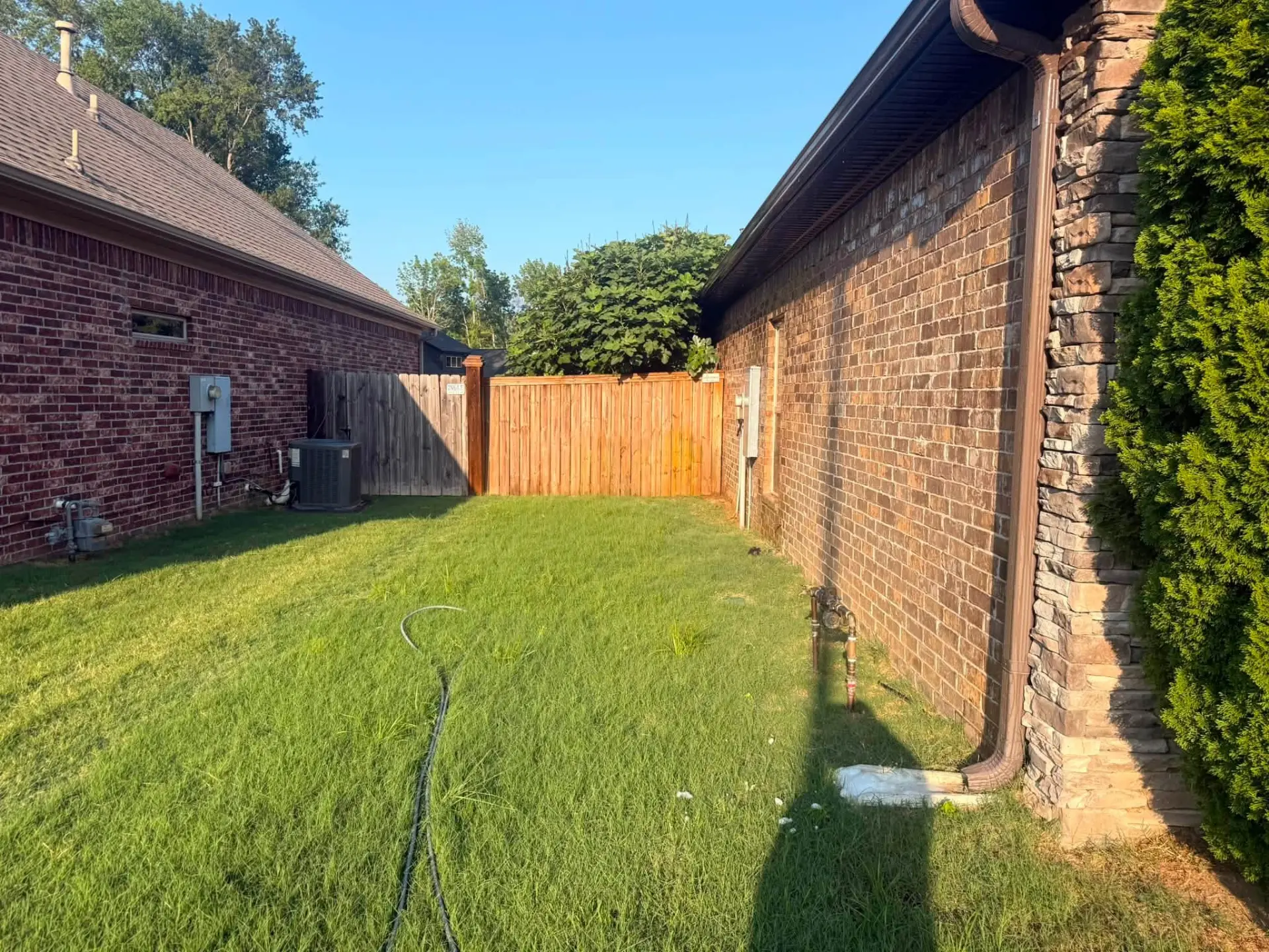 Fence Cleaning